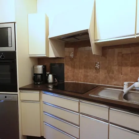 Spacious 1-bedroom - Lamarck / Sacre-coeur * Paris